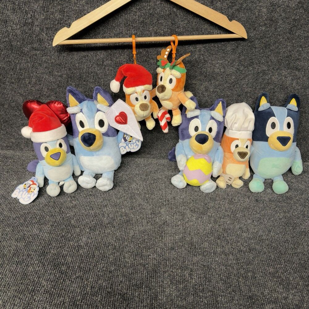 Bluey Plush Lot of 7 Valentines, Christmas & Easter Chef Bingo Plush Keychain